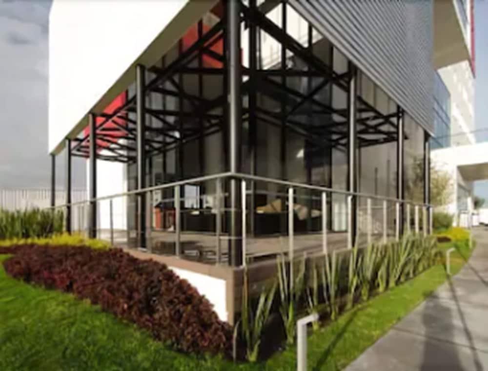 Ramada Encore San Luis Potosí Exterior foto