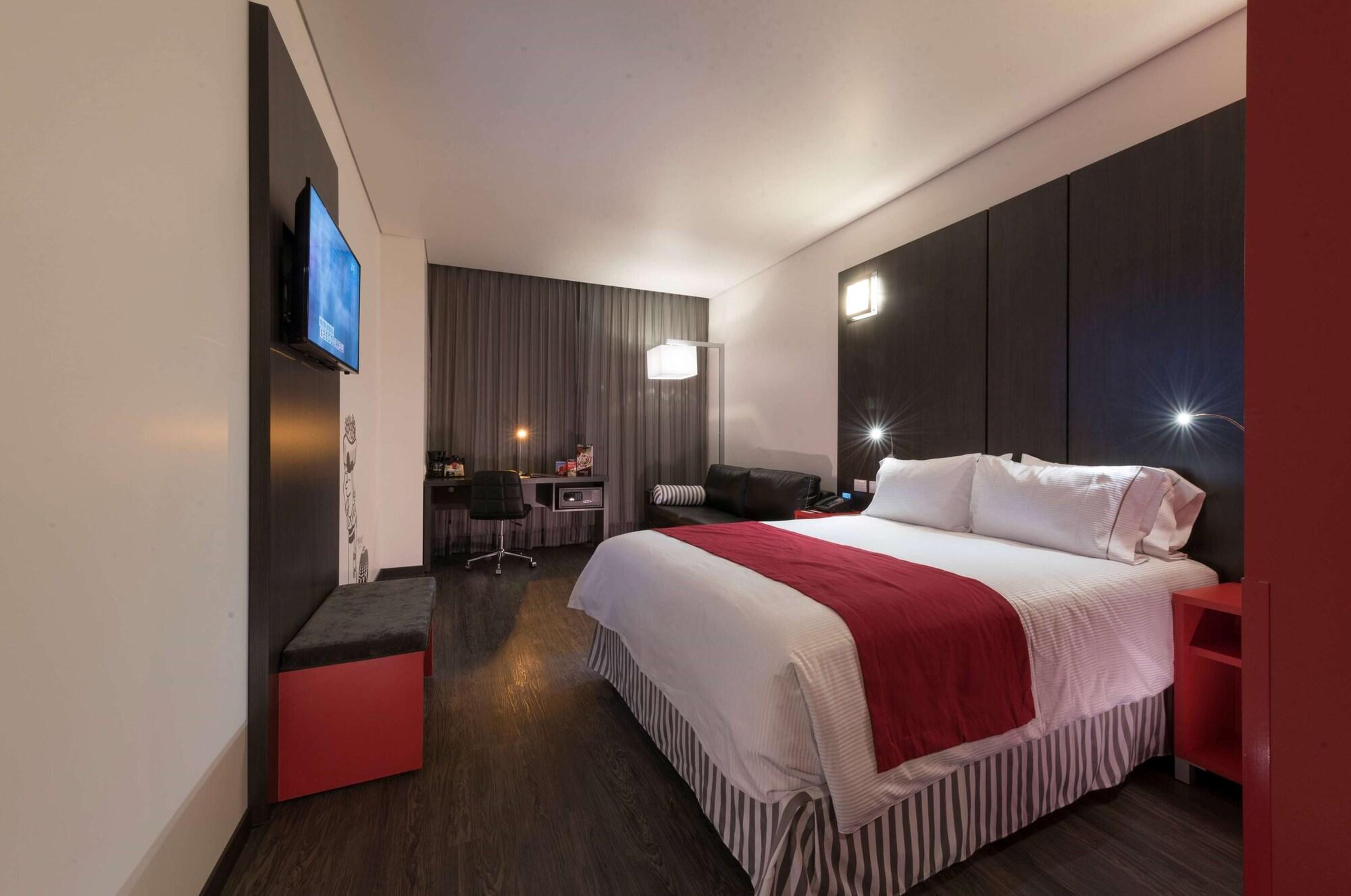 Ramada Encore San Luis Potosí Exterior foto