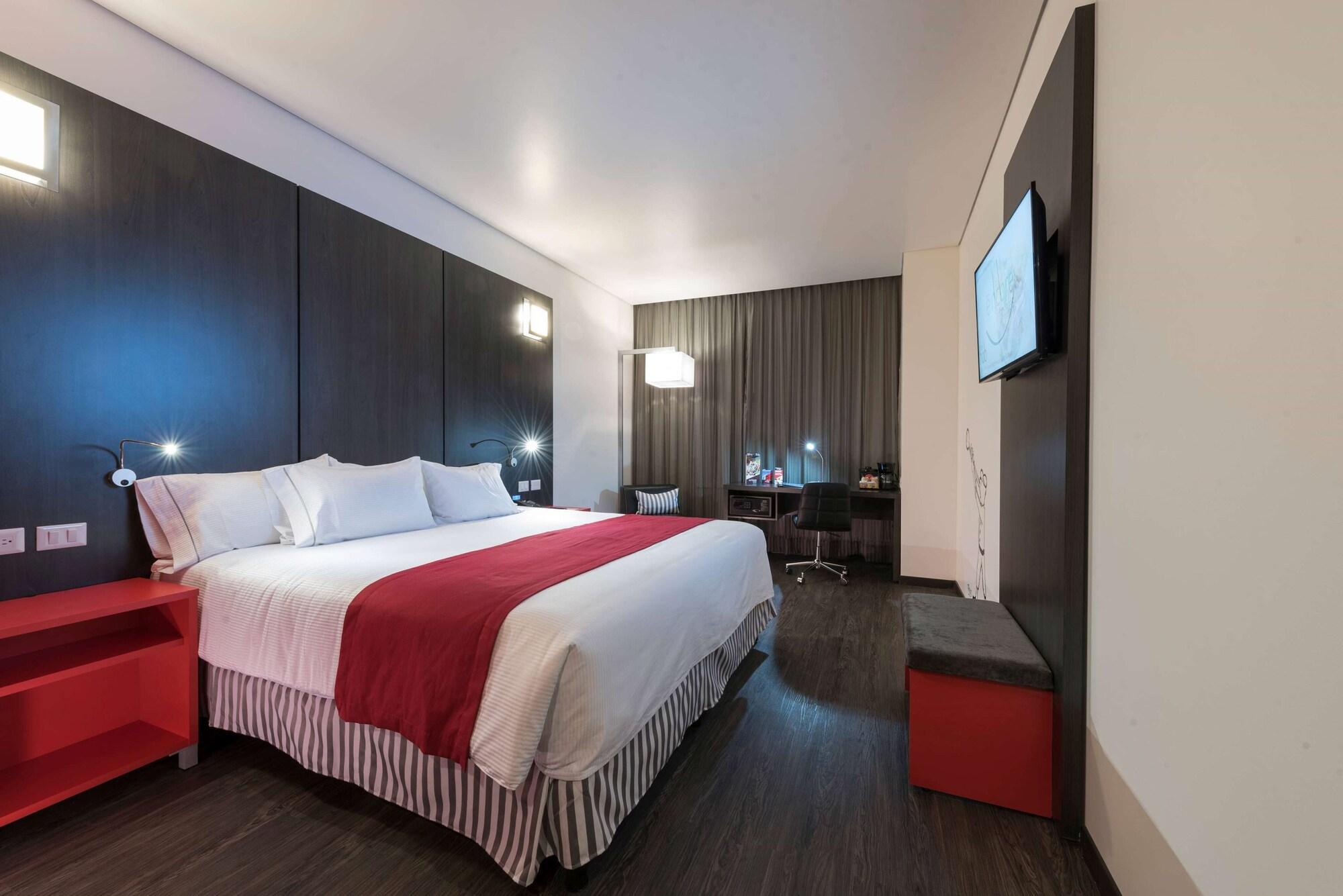 Ramada Encore San Luis Potosí Exterior foto